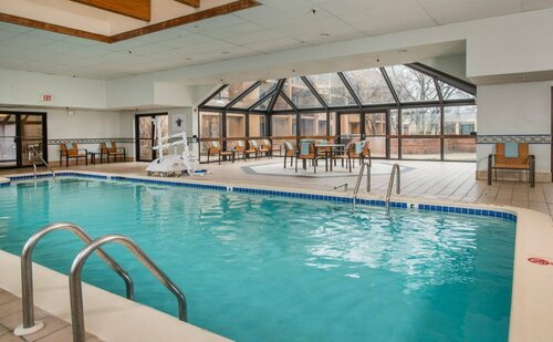 Courtyard by Marriott Fairfax Fair Oaks, Забронировать Отель Фэрфакс 