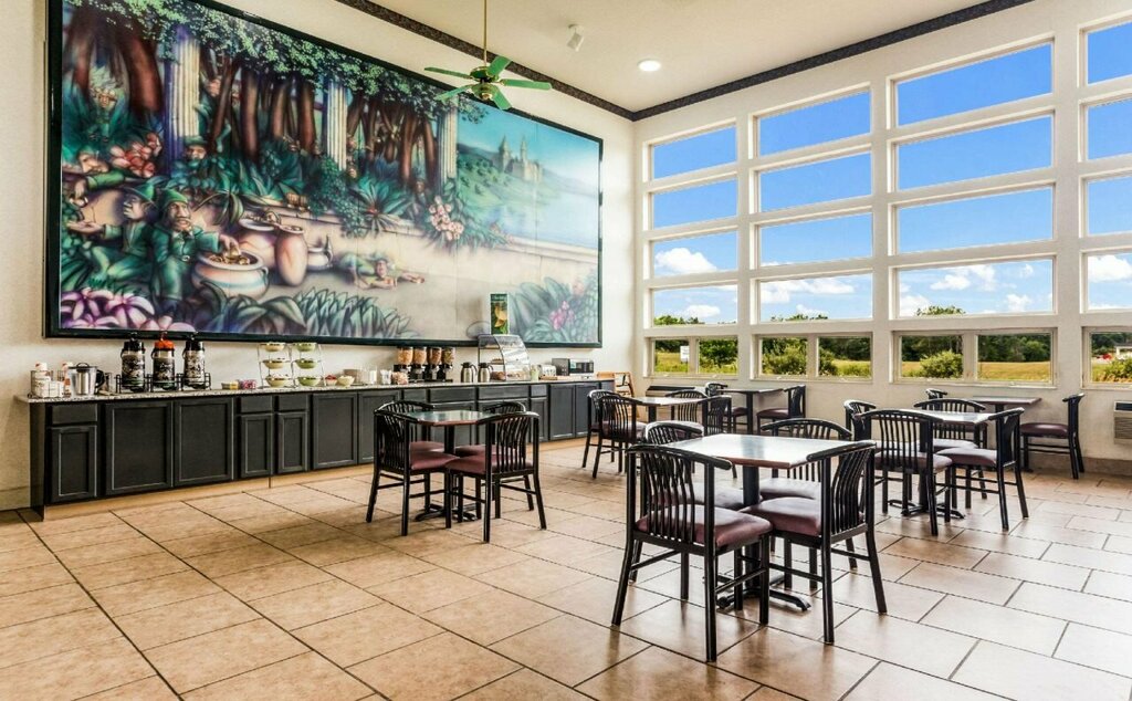 Days Inn - Clare