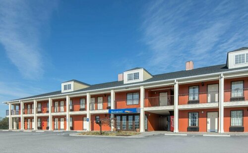 Baymont by Wyndham Cleveland, Reserva ahora Posada u hostería Hoteles en Georgia con piscina, Piscina