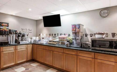 Super 8 by Wyndham Schenectady/Albany Area, Забронировать Отель Скенектади штат Нью-Йорк