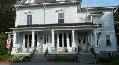 Proctor Mansion Inn, Забронировать Отель «постель и завтрак» Рентам Массачусетс