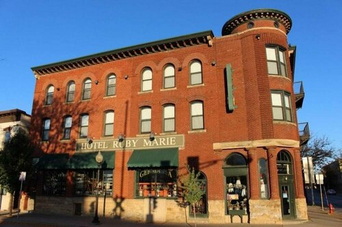 Hotel Ruby Marie, Забронировать Отель Мадисон Висконсин