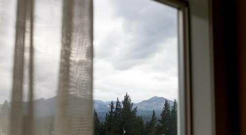 Columbia Gorge Inn, Забронировать Мини-отель  