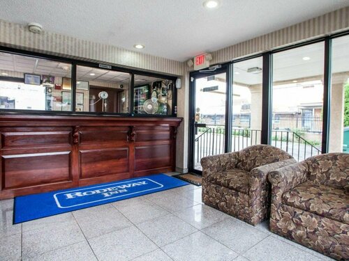 Rodeway Inn, Prenota Locanda Paterson North Jersey