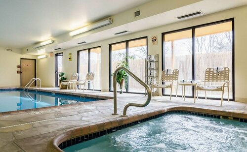 Quality Inn & Suites Manhattan, Boek Hotel Manhattan Kansas