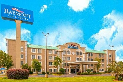 Wingate by Wyndham Hattiesburg, Book Hotel Mississippi hoteller med pool, Swimmingpool