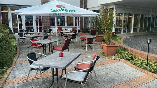 PLAZA Premium Schwerin, Забронировать Отель Отели Шверина 4 звезды, рядом с Спортивный и конгресс-центр Шверина, 4*