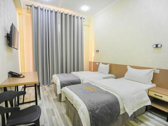 Diyor Hotel