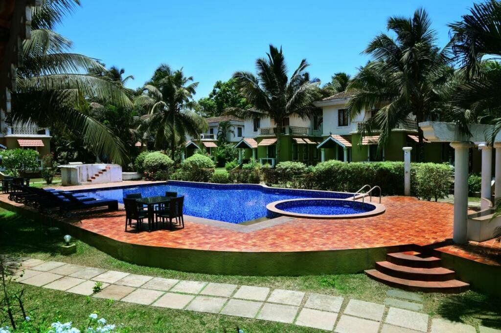 White Square Nirvana Holiday Villas