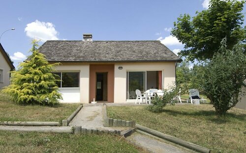 Village de Gites le Colombier, Book Lejlighedshotel Hoteller i Rhône-Alps med parkering, Parkering