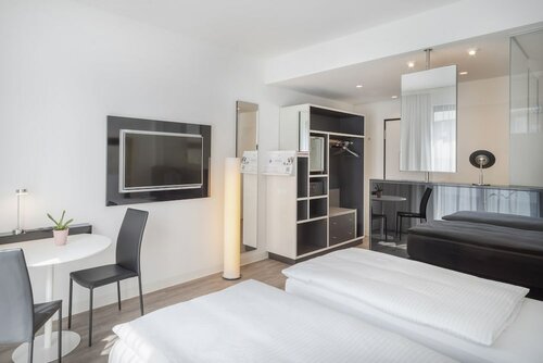 INNSiDE by Meliá Frankfurt Ostend, Забронировать Отель Отели Франкфурт-на-Майне с питанием, Пансион