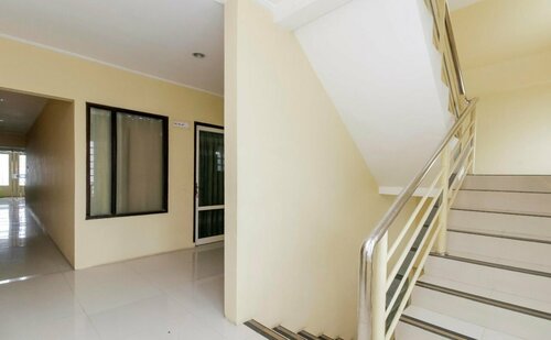 RedDoorz near Taman Samarendah, Prenota Hotel Hotel a Kalimantan con parcheggio, Parcheggio