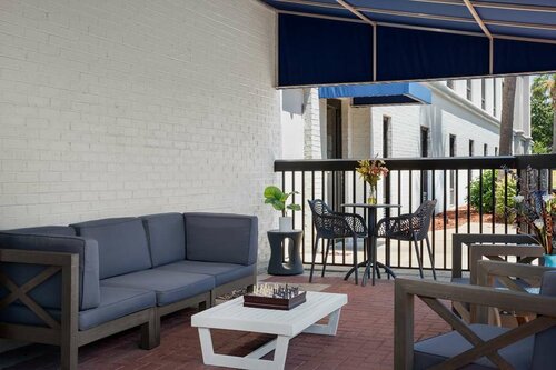 Hampton Inn by Hilton Panama City Beach, Забронировать Отель Отели Панхэндл Флориды с парковкой, Парковка