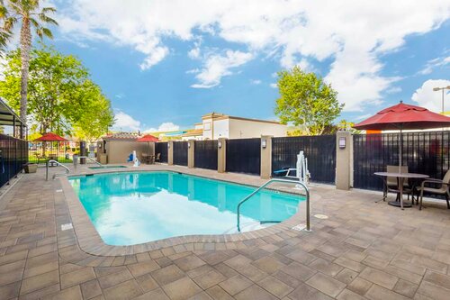 Best Western Plus Villa Del Lago Inn Patterson, Prenota Villa Patterson 