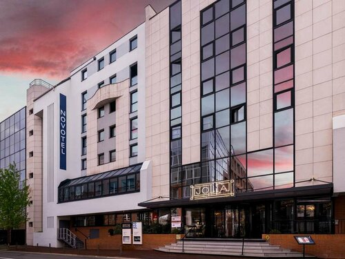 Novotel Paris Suresnes Longchamp, Забронировать Отель Сюрен Аньер-сюр-Сен