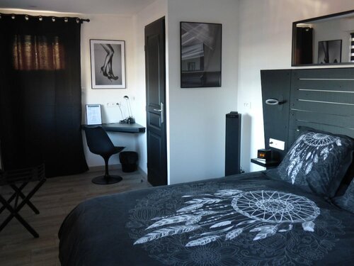 La Colline aux Yeux Doubs, Book Bed and Breakfast Baume-les-Dames Doubs