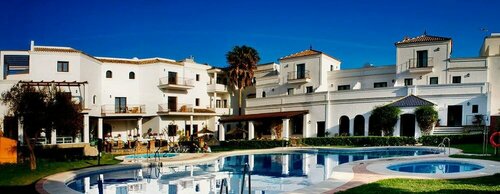 Hotel Doña Lola Zahara, Забронировать Отель Барбате Коста-де-ла-Лус