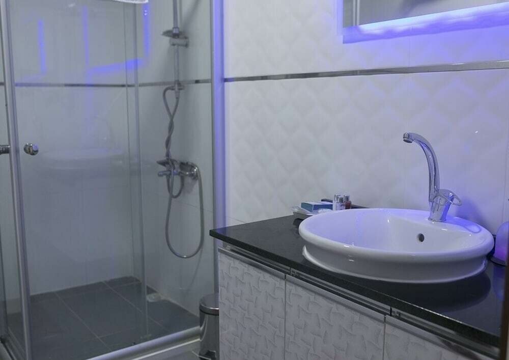Oguzhan Residence
