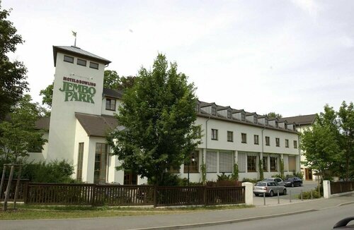 Jembo Park Hotel, Забронировать Мотель Йена Saale-Unstrut
