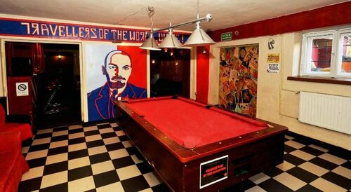 Good Bye Lenin Hostel, Забронировать Хостел Хостелы Кракова, рядом с Синагога Исаака, Хостел