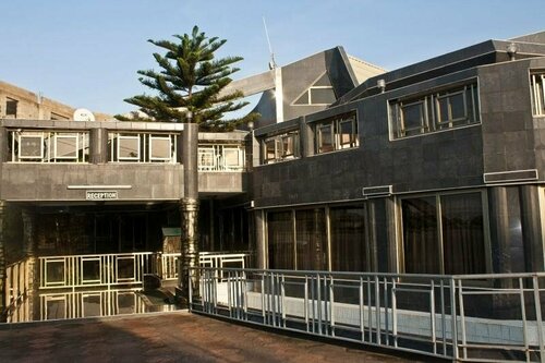 Eastgate Hotel, Забронировать Отель Аккра Greater Accra, рядом с Accra Mall