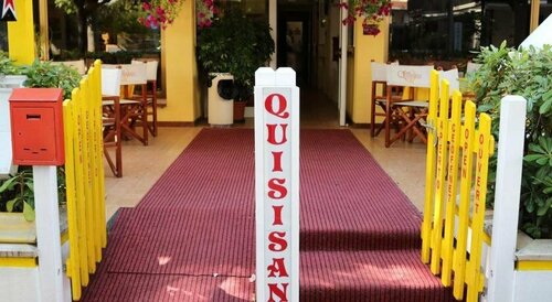 Hotel Quisisana, Забронировать Отель Отели Риччоне с парковкой, Парковка