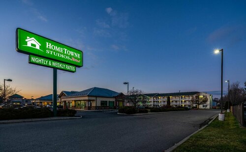 HomeTowne Studios by Red Roof Spokane - Valley, Забронировать Отель  