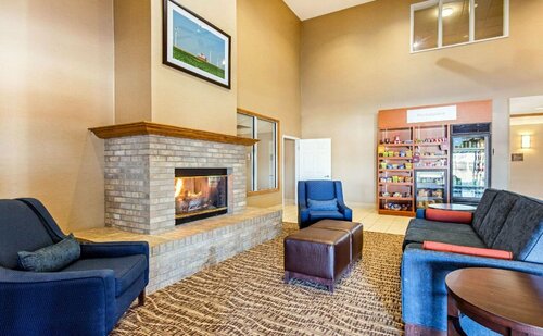 Comfort Suites Normal, Book Hotel Bloomington Illinois