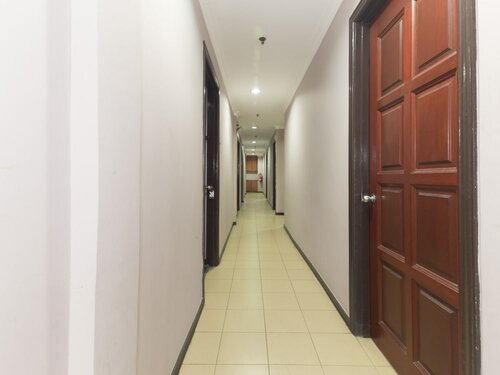 Super OYO 473 Comfort Hotel 2, Забронировать Отель Кланг Селангор, рядом с Royal Gallery Selangor