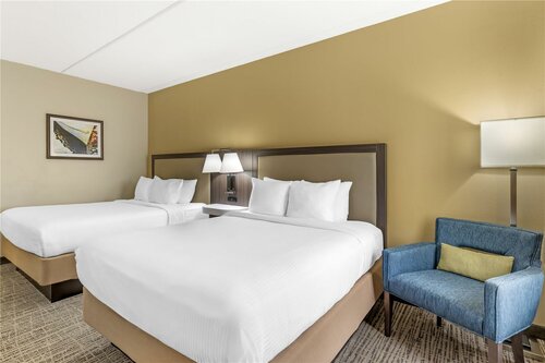 Best Western Holiday Lodge, Boek Hotel Clear Lake Iowa