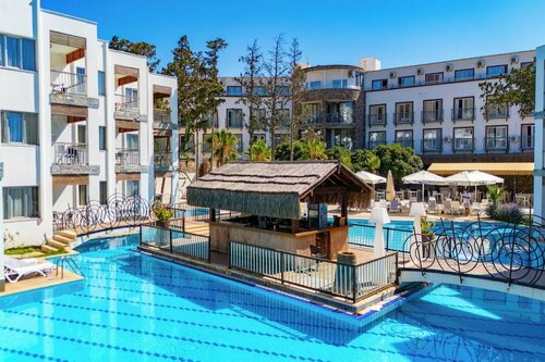 Ladonia Hotels Mio Bianco, Rezerwuj Hotel Hotele w Muğla z Basenem, Basen