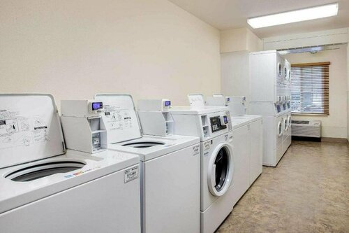 WoodSpring Suites Asheville - Biltmore West, Забронировать Отель Отели Ашвилл 3 звезды, рядом с Asheville Civic Center, 3*