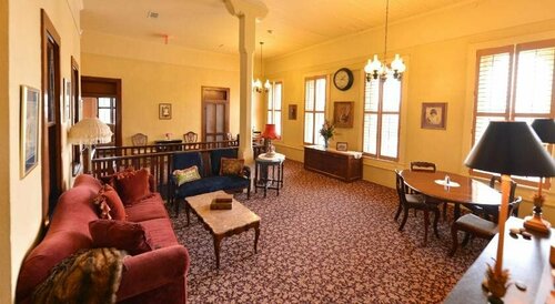 Nutt House Hotel, Забронировать Отель Гранбери Dallas - Fort Worth Metropolitan Area