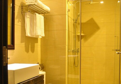 Benevolence Hotel, Rezervați Hotel Hoteluri în Guangdong cu parcare, Parcare