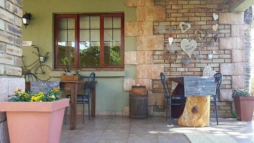 Citrus Lane Guesthouse, Buchen Sie Pension Krugersdorp 