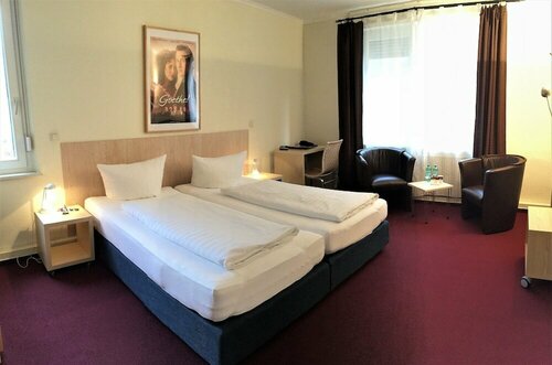 Hotel Weidenhof, Забронировать Отель  