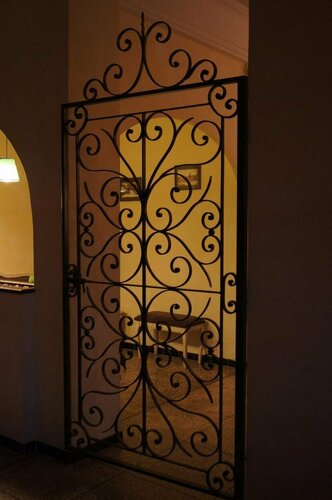 Le Régence, Rezervovat Hotel Arles Camargue