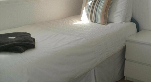 Gumfreston Guest House, Забронировать Отель Отели Тенби с парковкой, рядом с Ocean Commotion, Парковка