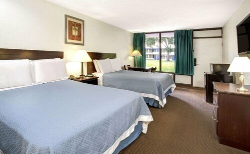 Baymont by Wyndham Orlando Lake Buena Vista South, Забронировать Отель Лейк Буэна Виста Орландо