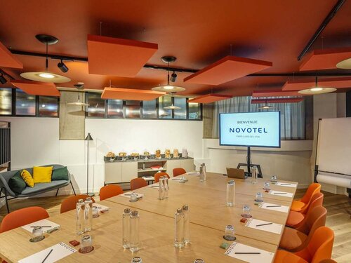 Novotel Paris Gare De Lyon, Забронировать Отель Отели Парижа 4 звезды, рядом с Стадион AccorHotels Arena, 4*
