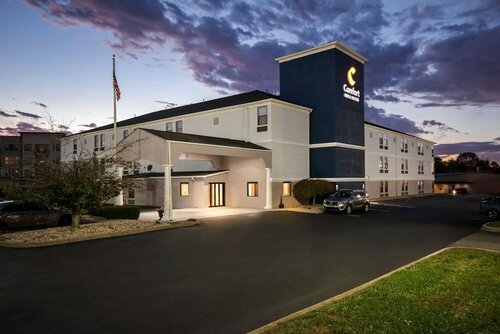 Comfort Inn & Suites Cincinnati Eastgate, Prenota Hotel Hotel a Ohio con parcheggio, Parcheggio