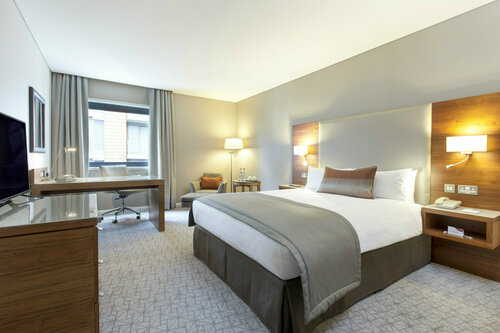 Crowne Plaza London - Docklands by IHG, Забронировать Отель Отели Лондона 4 звезды, рядом с Община ИСККОН Бхактиведанта-мэнор, 4*