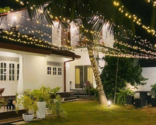 White Villa Airport Transit Hotel, Rezervasyon Otel Katunayaka Gampaha District