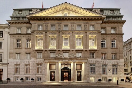 Park Hyatt Vienna, Брондау Қонақ үй 01. Innere Stadt Vienna, Department Store Steffl маңындағы