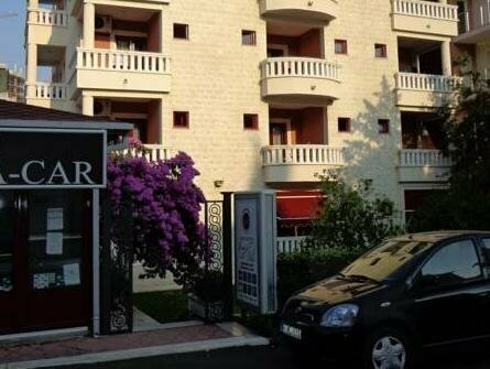 Dimić Ellite Accommodation, Забронировать Отель Старый город Будвы Будванская ривьера, рядом с Ночной клуб Omnia