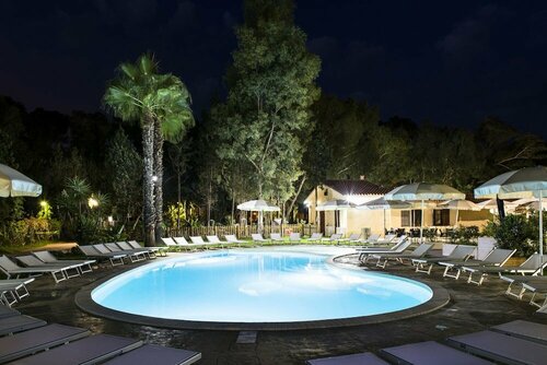 Camping Village Flumendosa, Забронировать Кемпинг Санта-Маргерита-ди-Пула Южная Сардиния