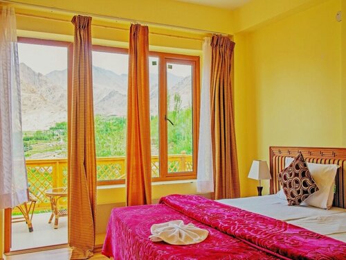 Himalayan Residency, Забронировать Отель Лех Leh Ladakh, рядом с Soma Gompa