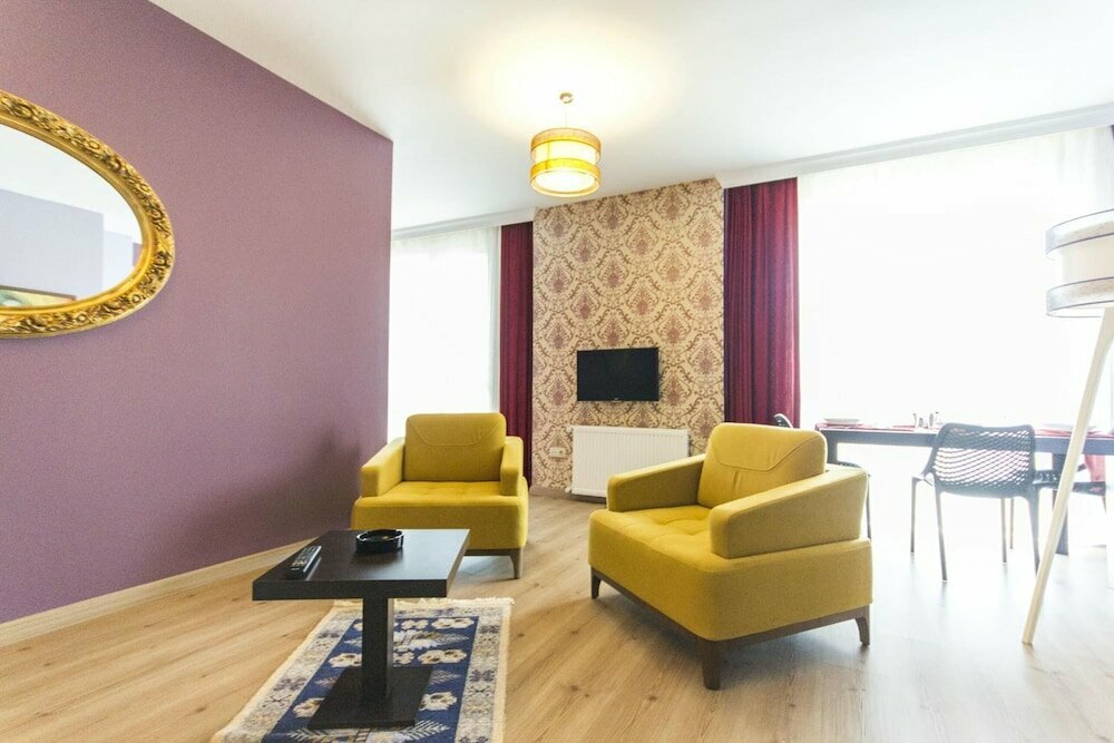 ‪Bossuite Otel‬