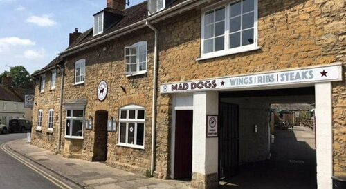 Britannia inn, Prenota Hotel Sherborne Dorset