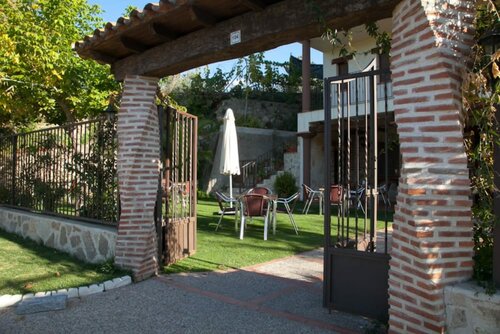 Hotel Rural Robles, Reservar Hotel Hotéis em Madrid com estacionamento, Estacionamento